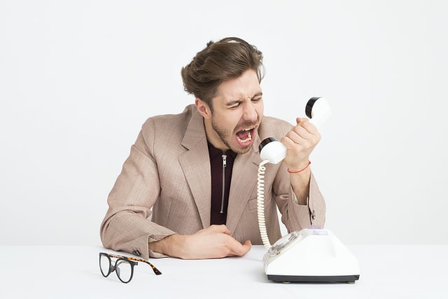 Jangan Putus Melalui Telepon