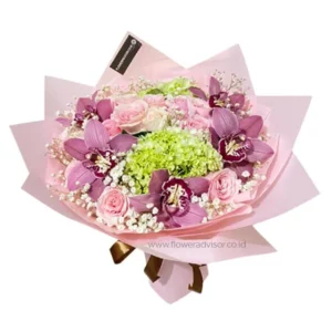 https://img.floweradvisor.com/p/hand-bouquet-of-12-pink-roses-5-pink-cymbidium-fa20354-022