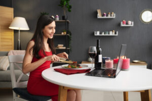 Masak dan makan virtual bersama