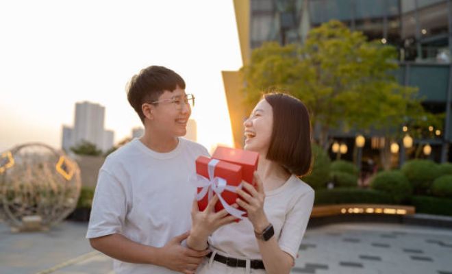 Makna Mendalam Hadiah Valentine untuk Istri