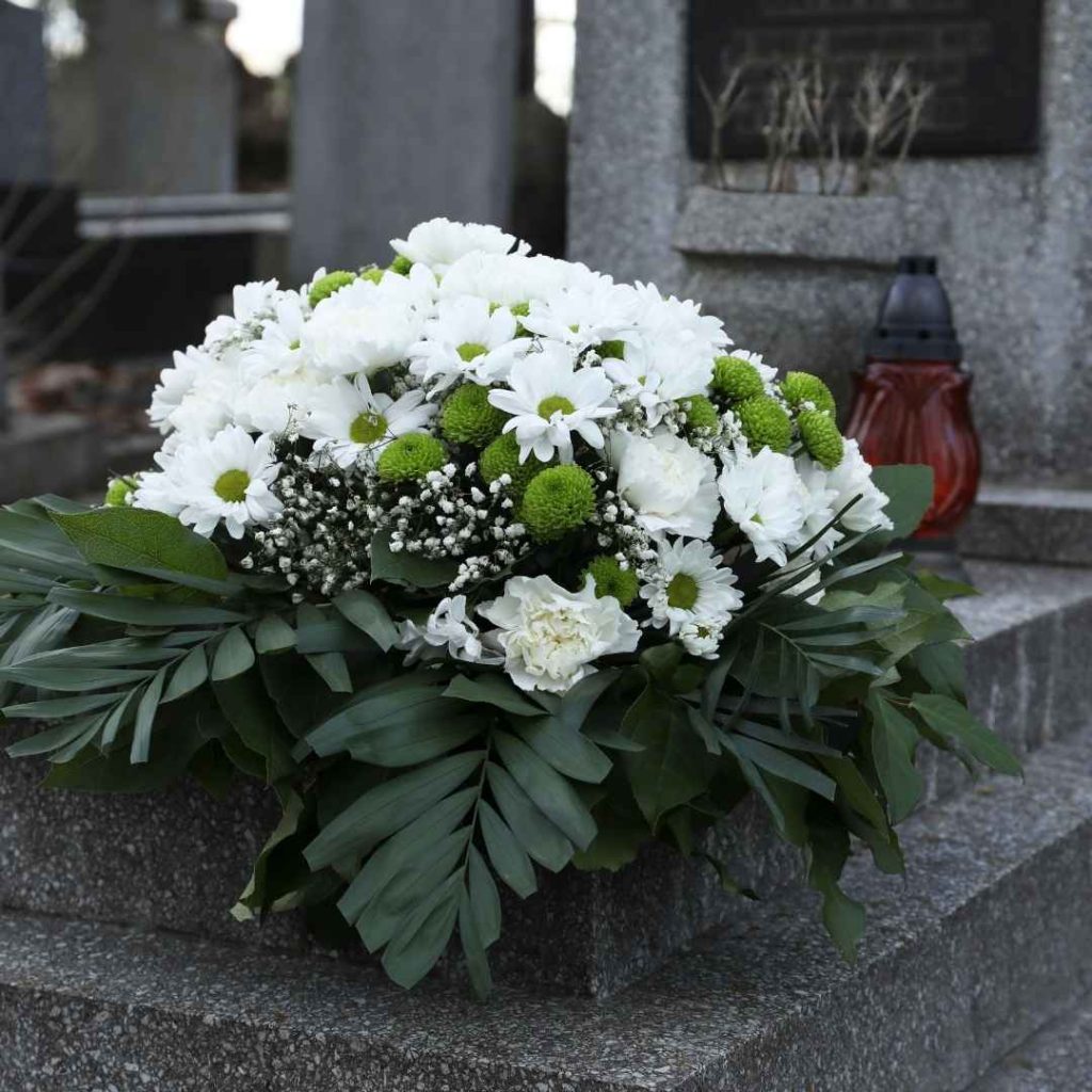 what is funeral wreath?