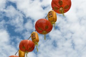 10 Popular and Traditional Chinese New Year Songs in Singapore