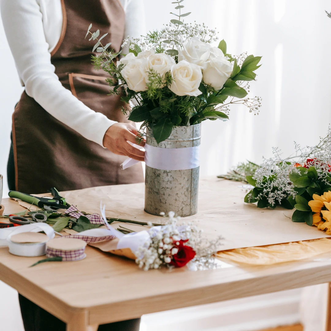 Why You Should Buy Flower Bouquets From Florists Near You