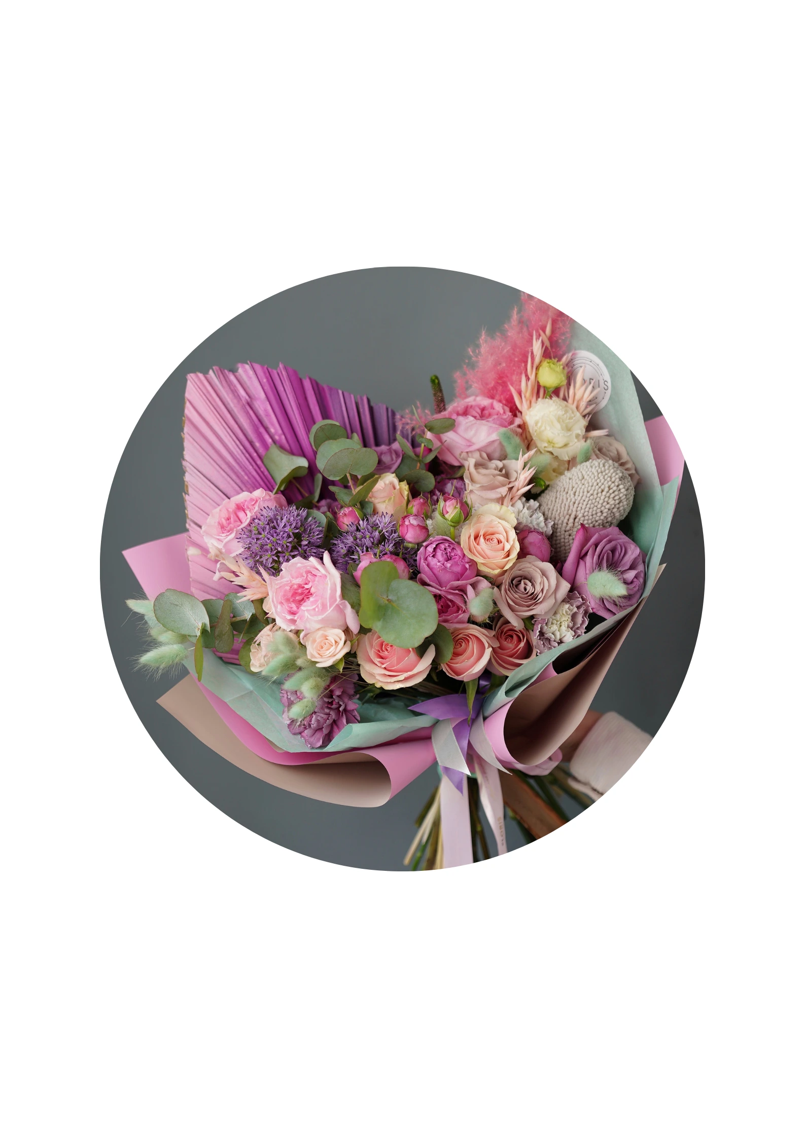 image-Hand Bouquet